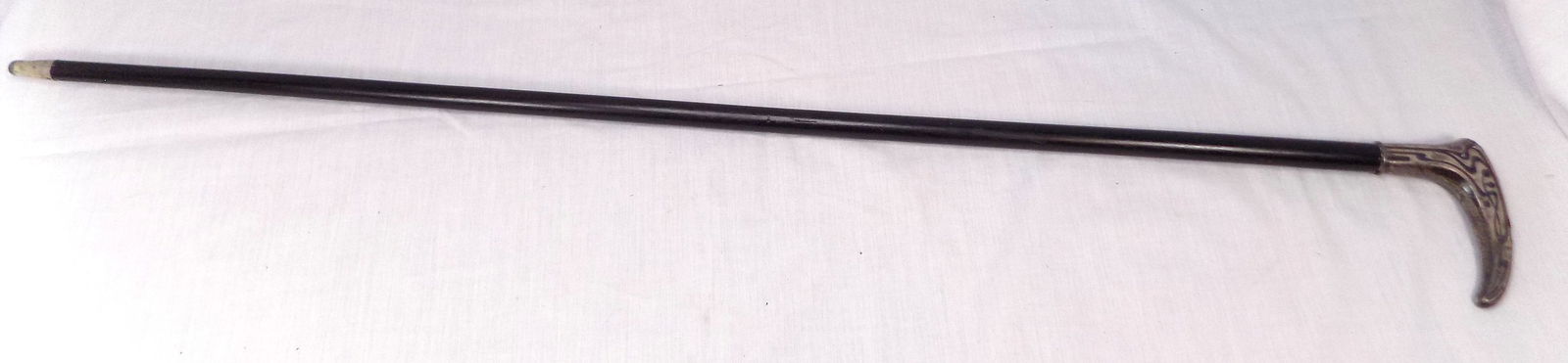 Decorated antique .900 silver handle cane. (1 of 5)