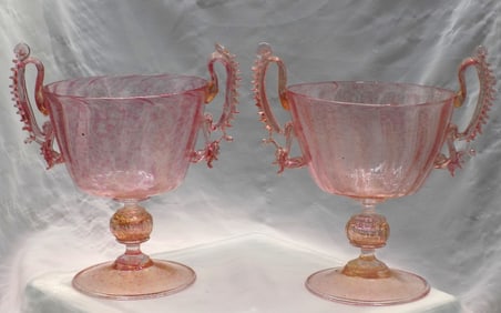 Lovely pair of vintage Venetian Murano art glass goblets