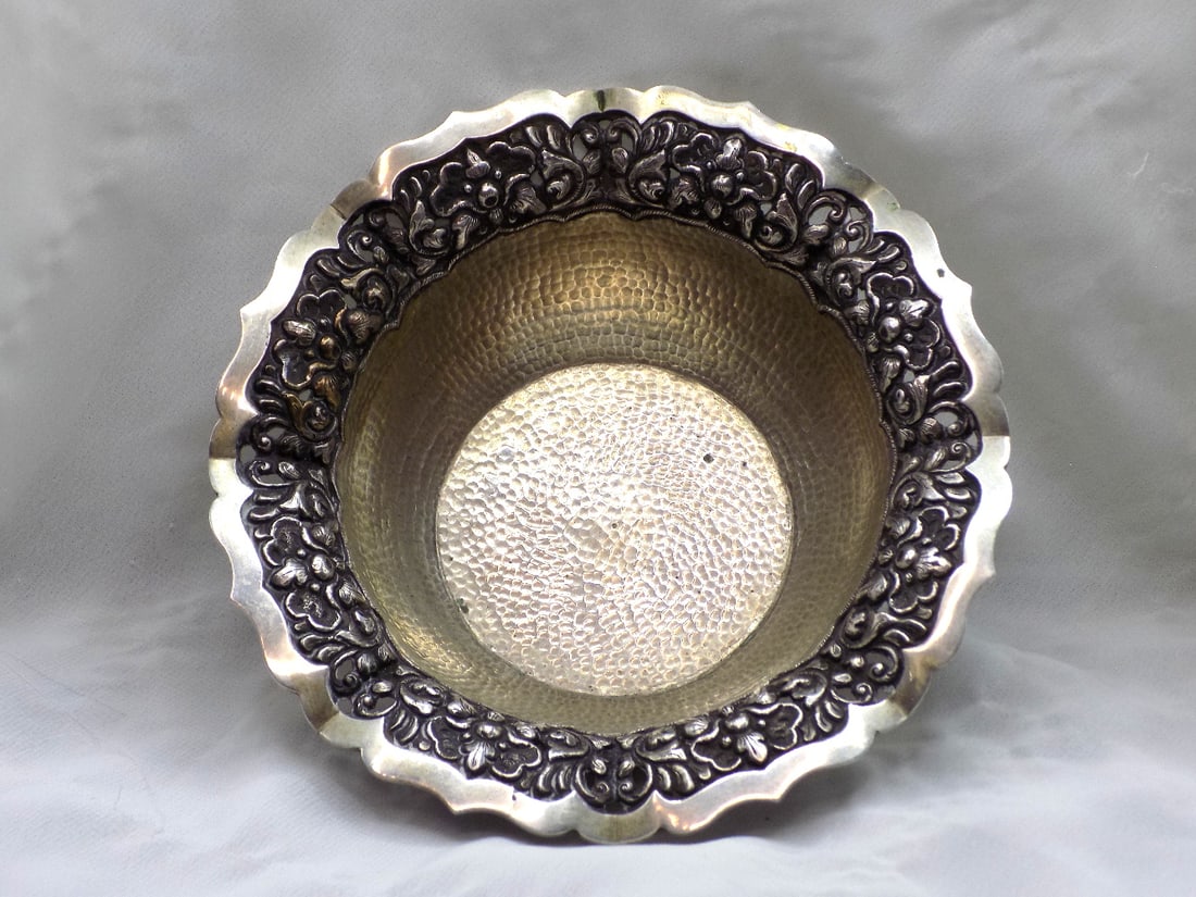 Ornate 800 silver bowl.: Ornate 800 silver bowl. Marked as shown in photo. In very good original as found condition. Great quality and detail. 1 1/2 inches tall 5 ¼ wide. 107 grams. For in house shipping. Please call M