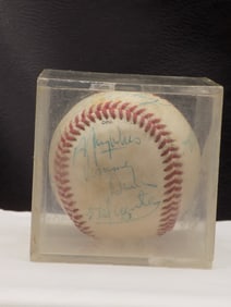 vintage Team signed baseball