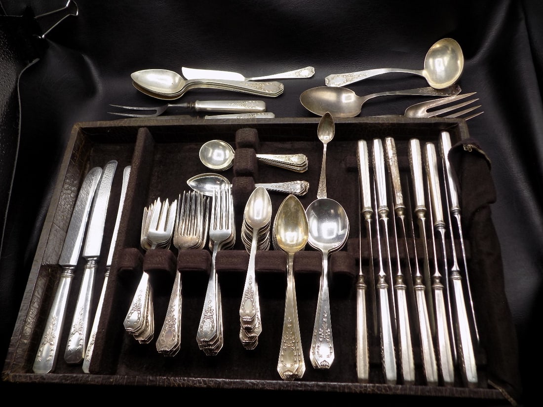 Vintage 96 pieces Madam Jumel by Whiting sterling silver flatware dinner set (1 of 8)