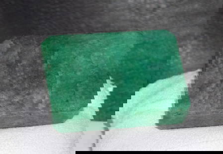 Wonderful large 468 ct Emerald measuring 53.04 x 41.01 x 23.04 mm: Wonderful large 468 ct Emerald measuring 53.04 x 41.01 x 23.04 mm. Faceted shape. Has a GLA preliminary ID card as shown in photo. Please see photos. For in house shipping. Please call Mike at Thrifti