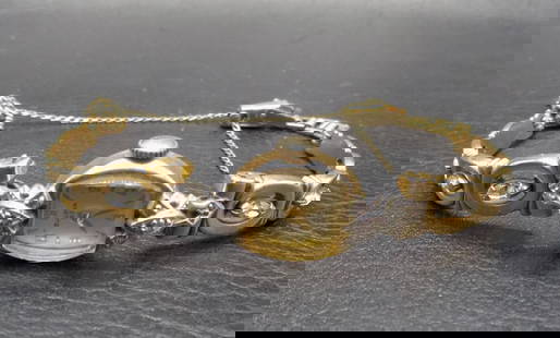 Vintage 23 jewel Bulova 10k gold fill with diamonds ladies wristwatch: Vintage 23 jewel Bulova 10k gold fill with diamonds ladies wristwatch. Running at time of listing. In very good original as found condition. Great quality and detail. 6 &frac12; inch circumference. Fo