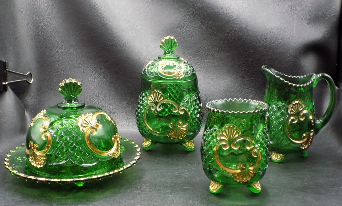 Early American Croesus pattern glass dinner set (1 of 6)