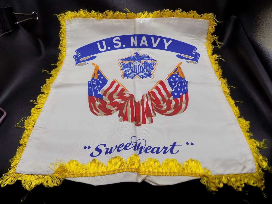 Beautiful WWII US Navy Sweetheart pillow case (1 of 7)