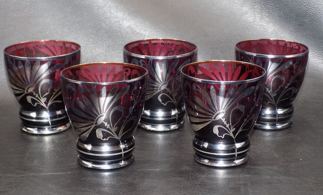 Five vintage silver overlay amethyst art glass barware glasses: Five vintage silver overlay amethyst art glass barware glasses. Marked Italy as shown in photo. In very good original as found condition. Great quality and detail. 3 3/8 inches tall x 3 inches wide at