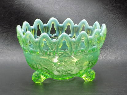 Antique Northwood Shell and Wild Rose green opalescent glass footed nut dish: Antique Northwood Shell and Wild Rose green opalescent glass footed nut dish. Carnival Glass 1906. Beautiful colors. In very good original as found condition. Great quality and detail. For in house sh