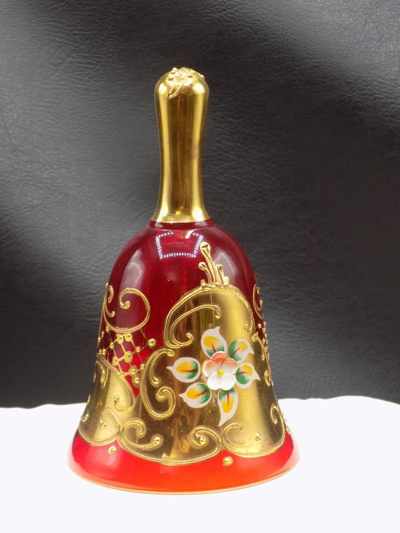 Beautiful  Murano ruby red art glass bell (1 of 10)