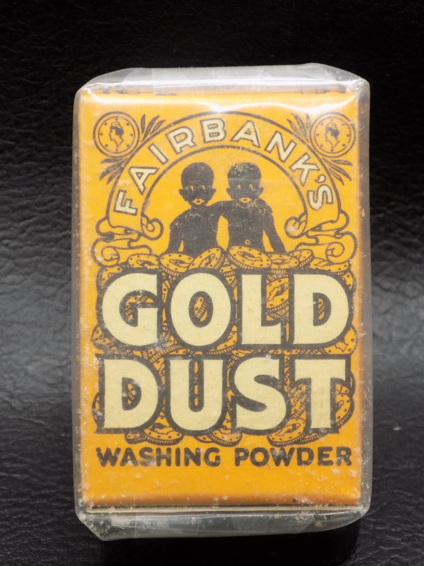 Vintage Black memorabilia Gold Dust Washing Powder Free Home Sample: Vintage Black memorabilia Gold Dust Washing Powder Free Home Sample. Beautiful colors. In very good original as found condition. Great quality and detail. 2 ½ x 1 5/8 inches wide x 5/8 inches d