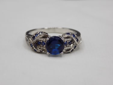 2 cwt blue topaz sterling silver ring.