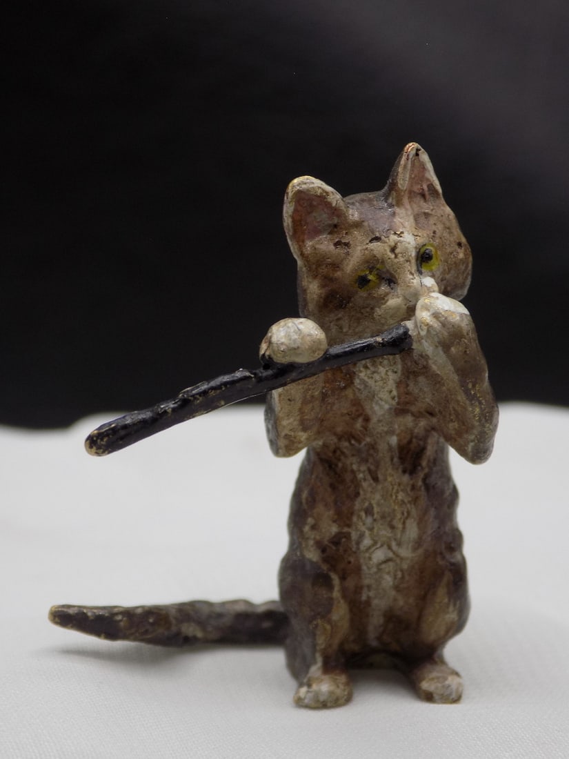 Vintage signed  Bergman miniature Vienna bronze cat playing instrument. (1 of 5)