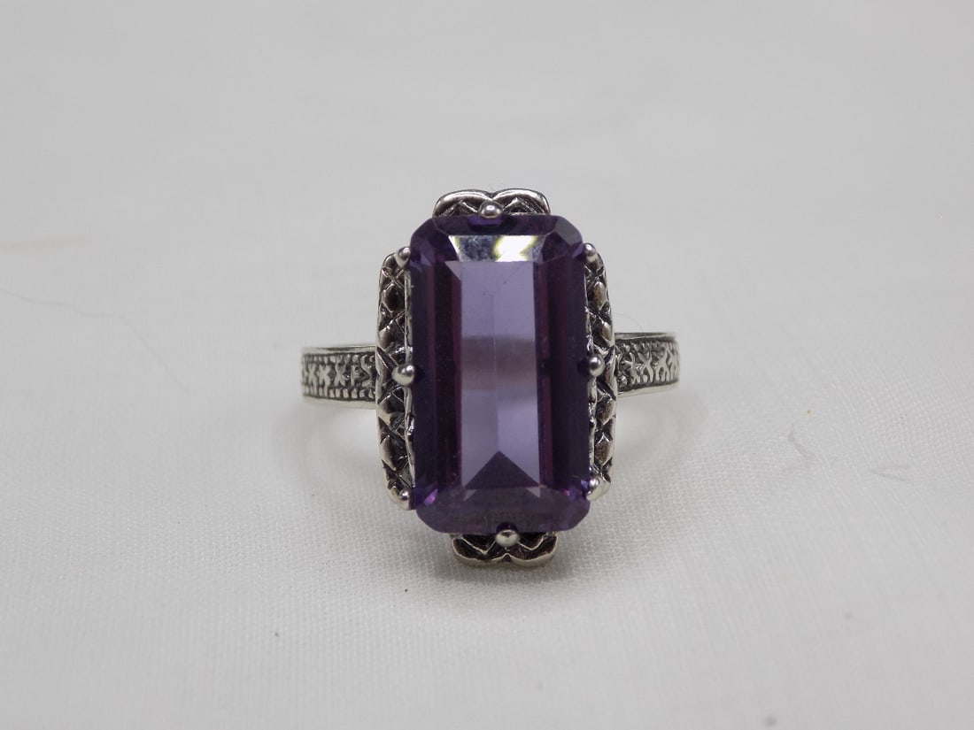 10 ct alexandrite sterling silver ring. (1 of 7)