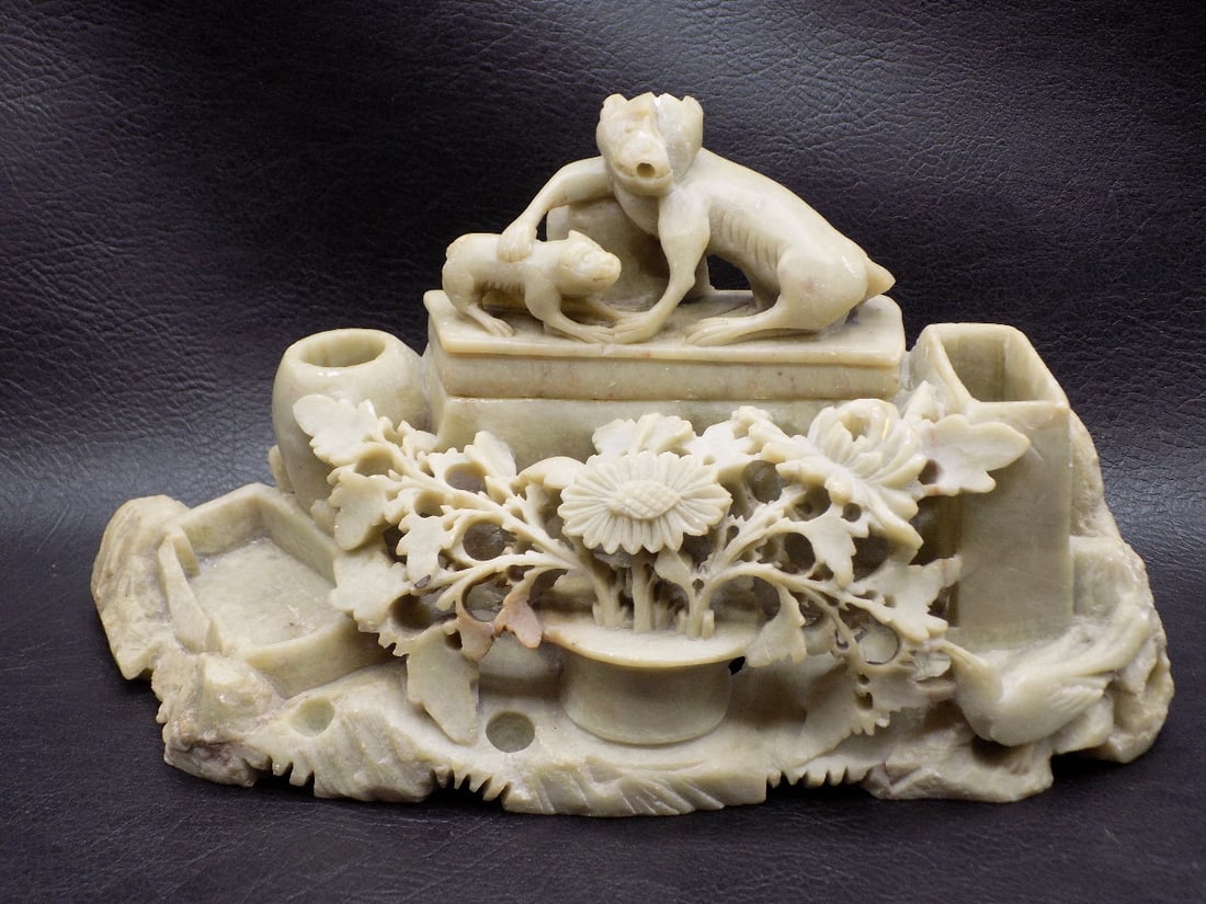 Vintage carved soapstone centerpiece with lid: Vintage carved soapstone centerpiece with lid. Nicely carved with animals and flowers. In very good original as found condition. Great quality and detail. 4 ¼ tall x 8 ¼ wide. For in hou