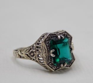 2 cwt emerald sterling silver ring.