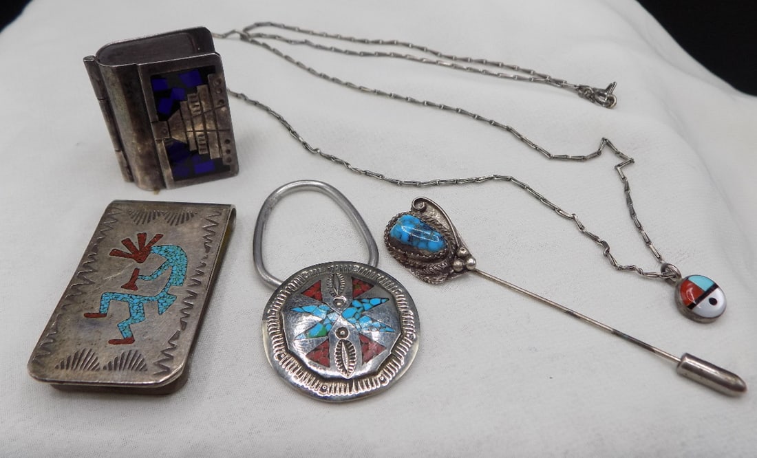 Four vintage Native American Indian and one Mexico sterling silver (1 of 8)