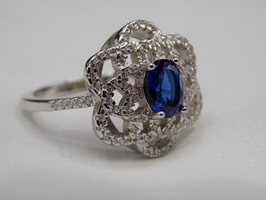 3 cwt blue sapphire and topaz sterling silver ring