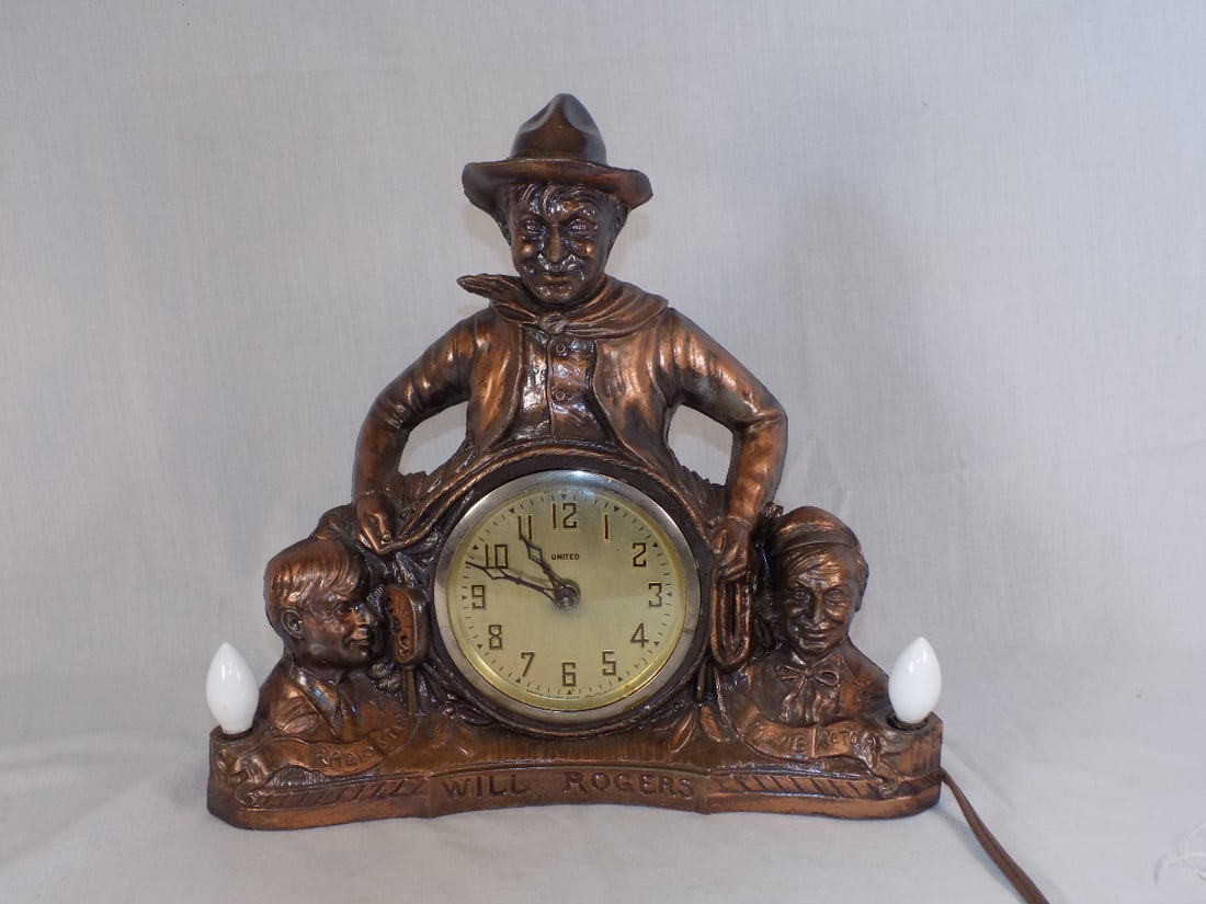 Vintage Will Rogers figural lamp with clock (1 of 8)