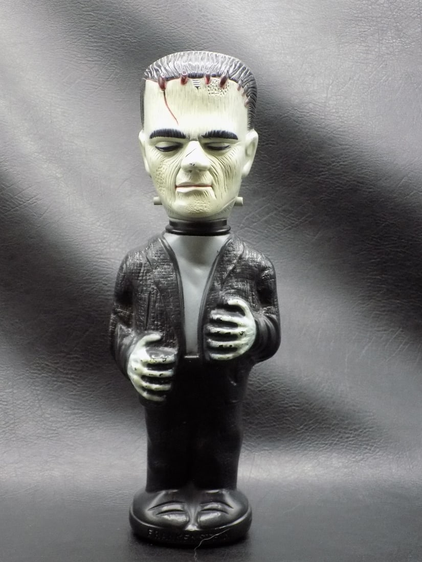 Unusual vintage Frankenstein Soaky container.: Unusual vintage Frankenstein Soaky container. Marked on back and bottom as shown in photos. Beautiful colors. In very good original as found condition. Great quality and detail. 10 1/8 inches tall. Fo