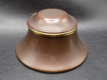 Very nice vintage Bradley and Hubbard inkwell