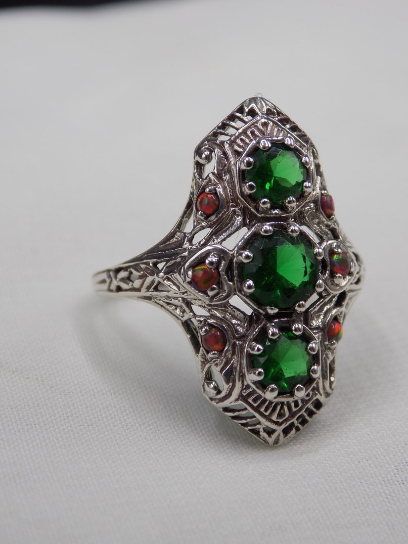 1 cwt emerald and fire opal sterling silver ring (1 of 6)