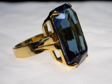 Beautiful approximately 22 ct. blue topaz 18k electroplated ring