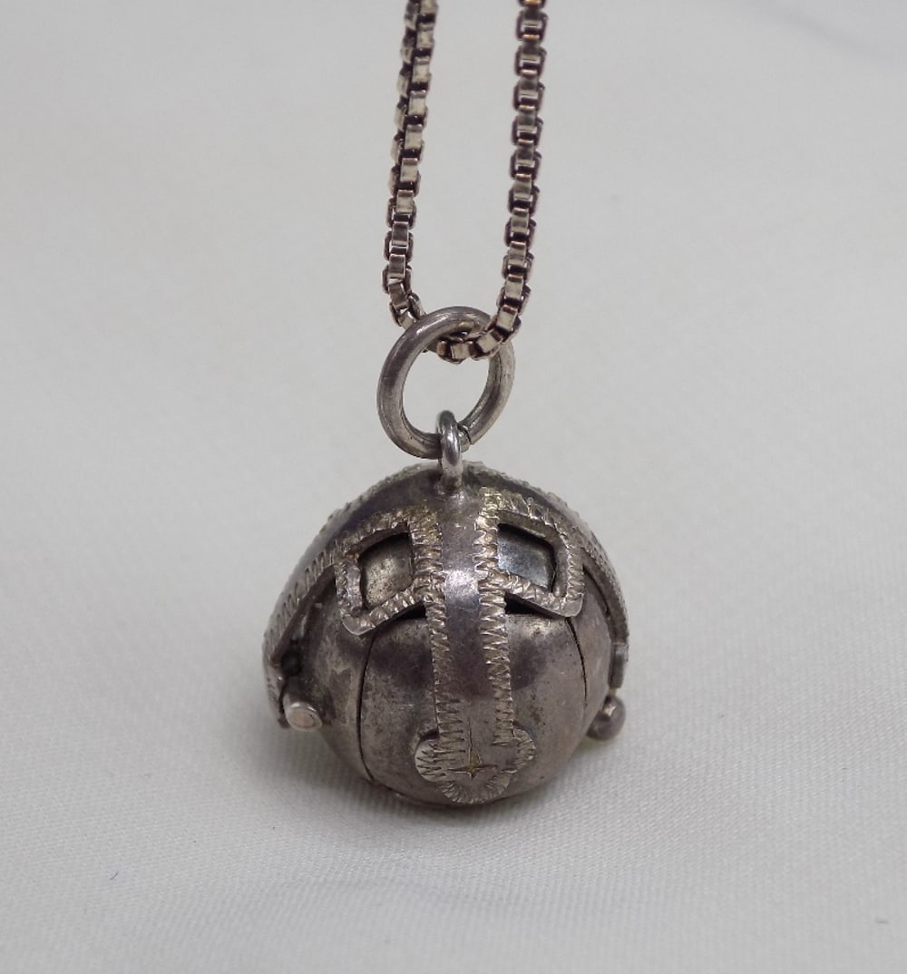 Rare vintage Masonic sterling silver orb that opens into a cross (1 of 6)