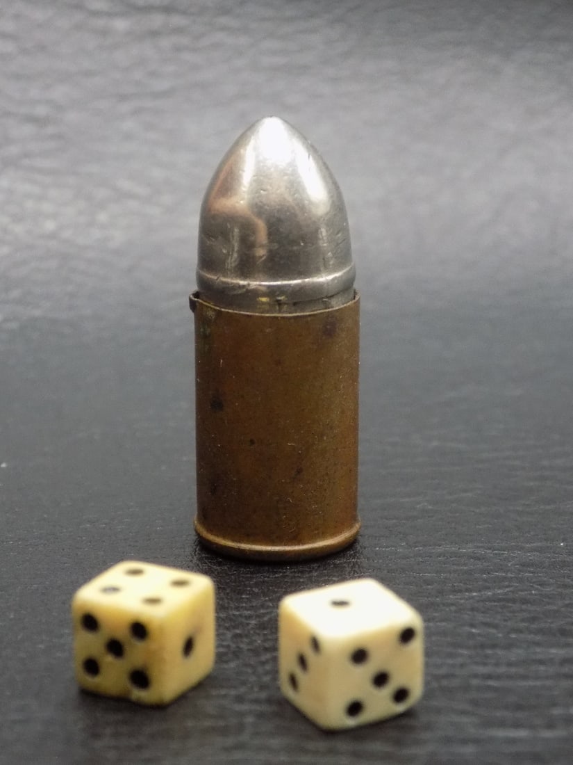 Rare World War dice in bullet holder game.  Top removes (1 of 4)