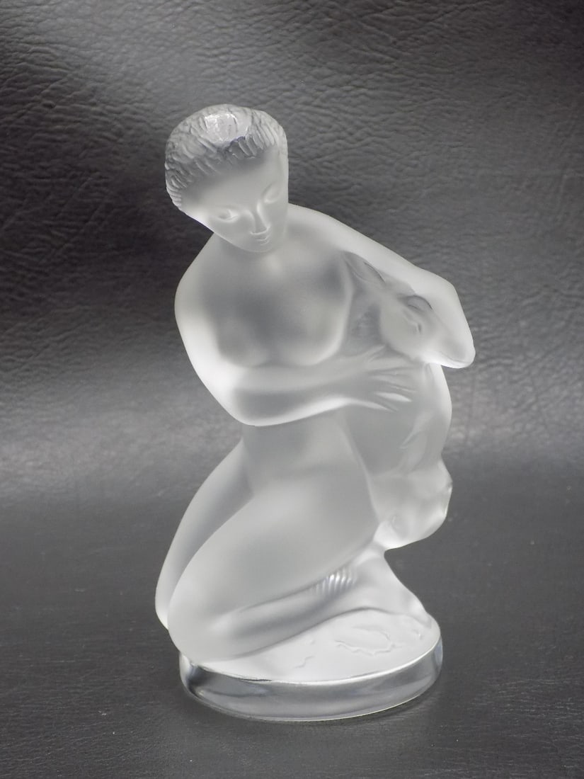 Vintage signed Lalique Diana the Huntress with fawn art glass figure: Vintage signed Lalique Diana the Huntress with fawn art glass figure. Signed as shown in photo and label. Beautiful colors. In very good original as found condition. Great quality and detail. 4 5/8 in