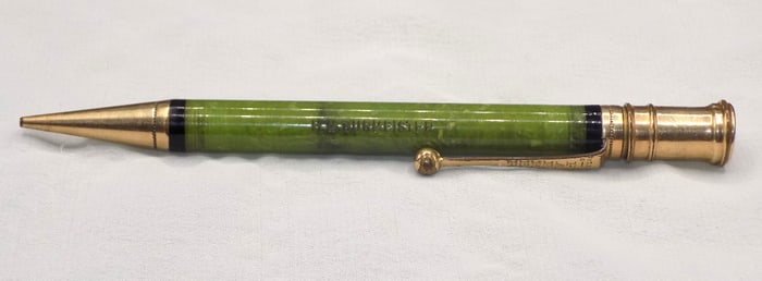 Wonderful vintage Parker Duofold Senior marbled apple green mechanical pencil