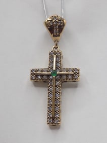 Beautiful 2 cwt emerald and topaz sterling silver cross