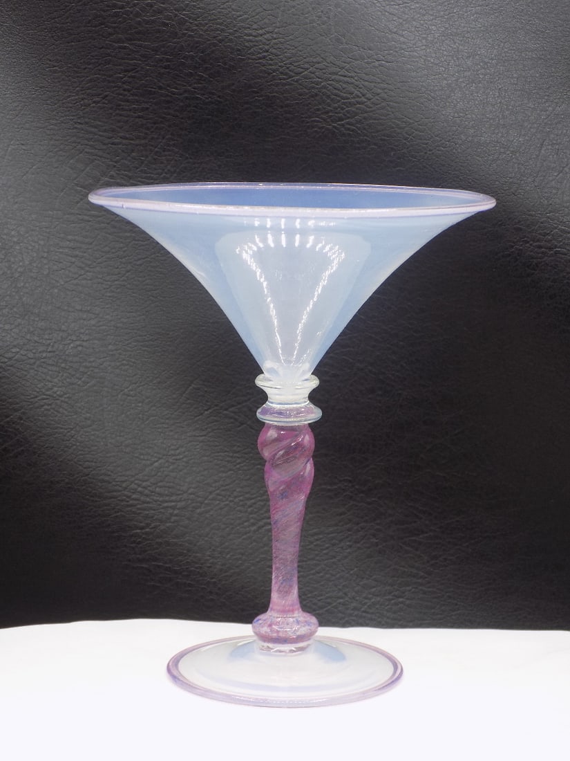 Vintage Steuben art glass opal with cintra stem champagne: Vintage Steuben art glass opal with cintra stem champagne. Shape 1760. Beautiful colors. In very good original as found condition. Great quality and detail. White lines are camera flash reflection. 5
