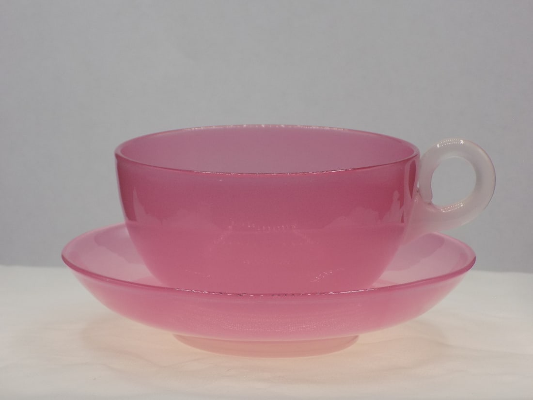 Vintage Steuben rosaline art glass cup and saucer: Vintage Steuben rosaline art glass cup and saucer. Shape 2780. 1920s. Beautiful colors. In very good original as found condition. Great quality and detail. White lines are camera flash reflection. Cup