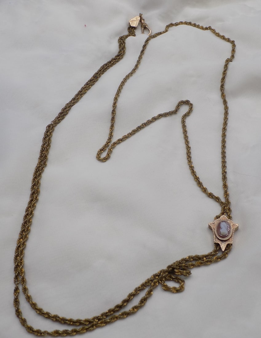 Victorian ladies gold filled cameo pocket watch slide chain (1 of 5)
