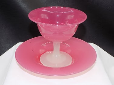 Vintage Steuben rosaline and alabaster art glass sherbert and underplate