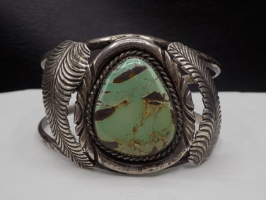 Vintage Native American Indian turquois and silver bracelet artist marked RLB .