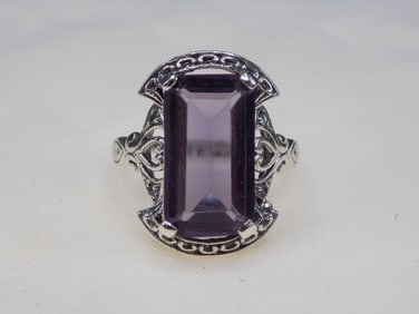 Beautiful 10 cwt amethyst and aquamarine sterling silver ring