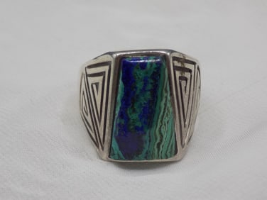 Vintage Native American Indian sterling silver ring