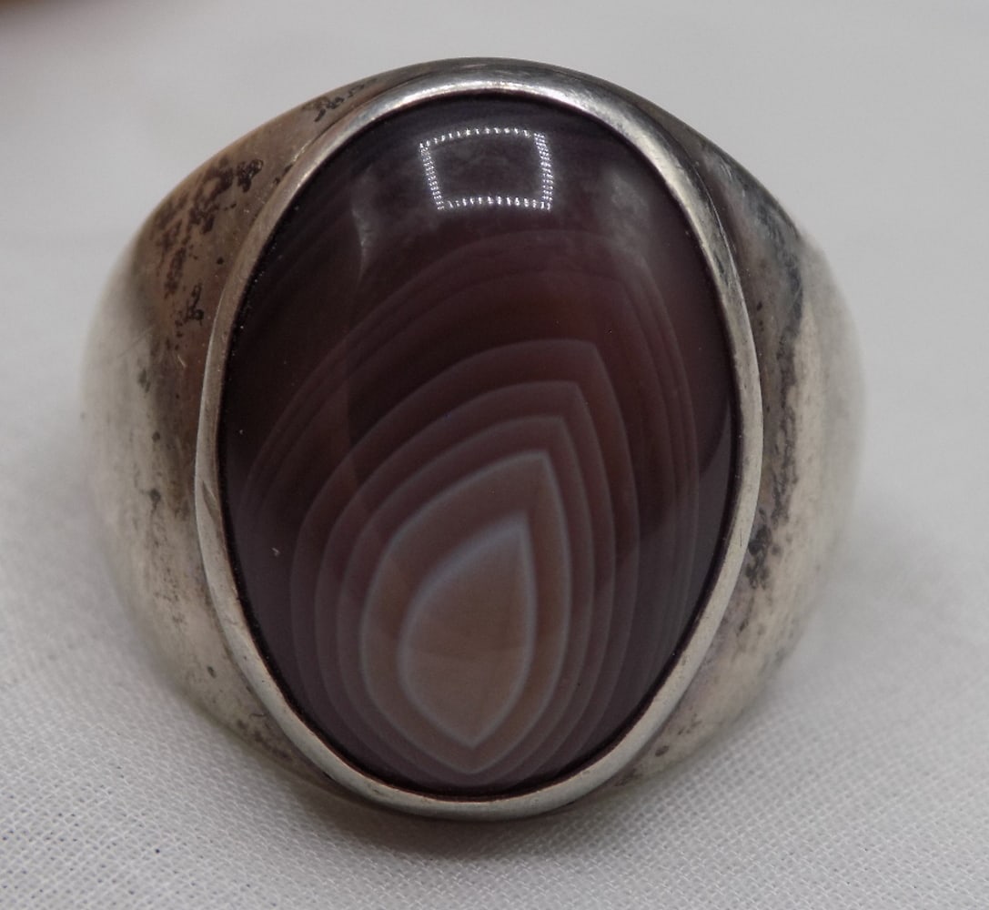 Vintage Native American Indian sterling silver ring signed D A (1 of 2)