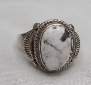 vintage Native American Indian Zuni sterling silver ring signed A T