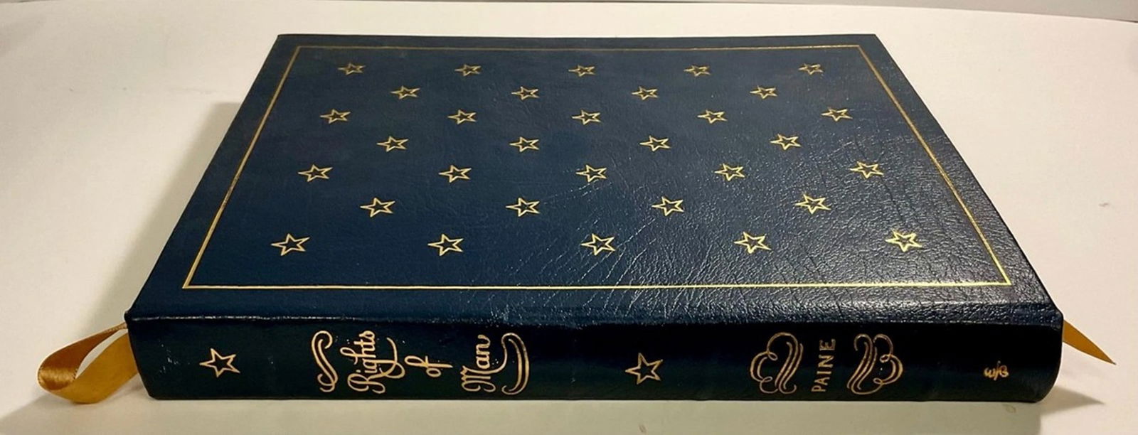 Rights of Man by Thomas Paine Vintage 1979 The Easton Press 100 Greatest Books Ever Written: Rights of Man by Thomas Paine Vintage 1979 The Easton Press 100 Greatest Books Ever Written Collector's Edition Leather Bound in Genuine Leather Hardback Hardcover Book Excellent Condition. For in hou