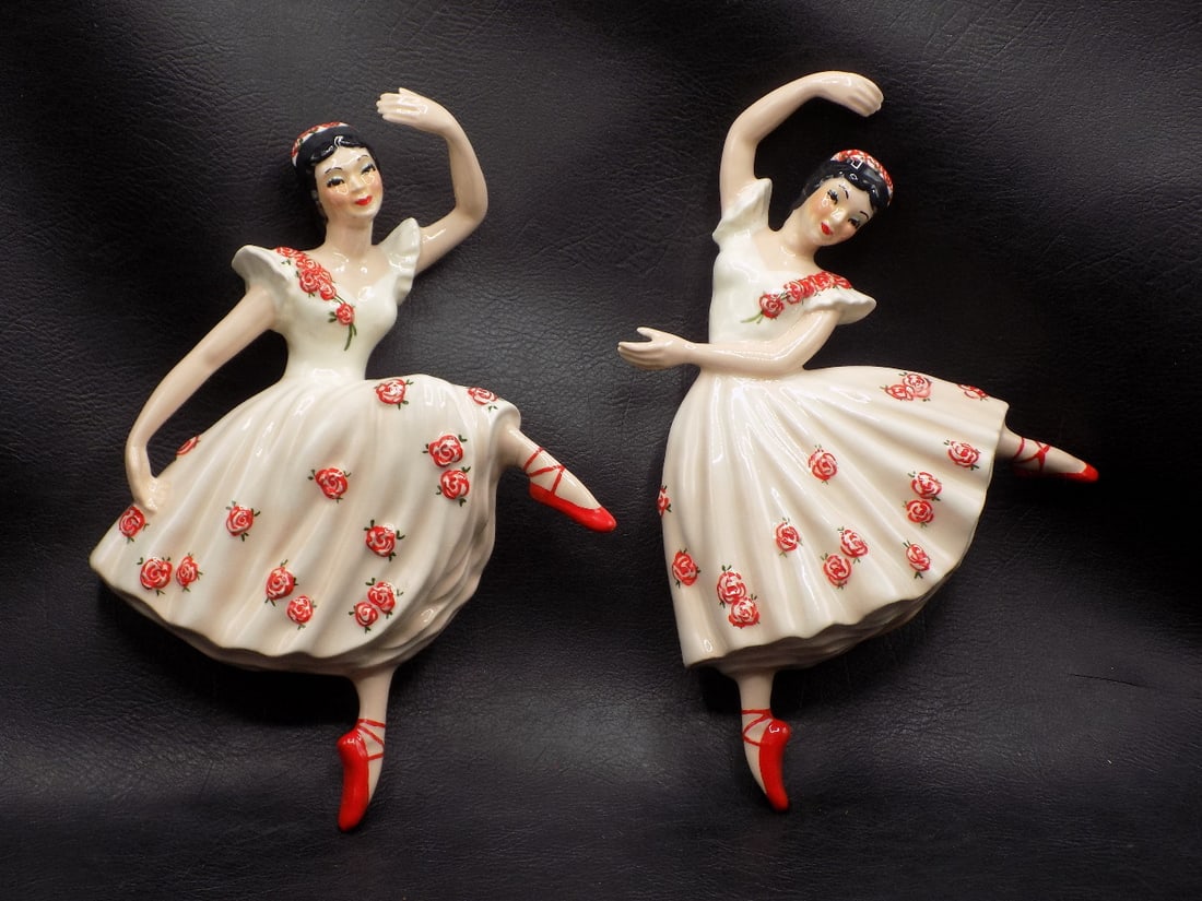 Vintage pair of porcelain wall hanging ballerinas (1 of 11)