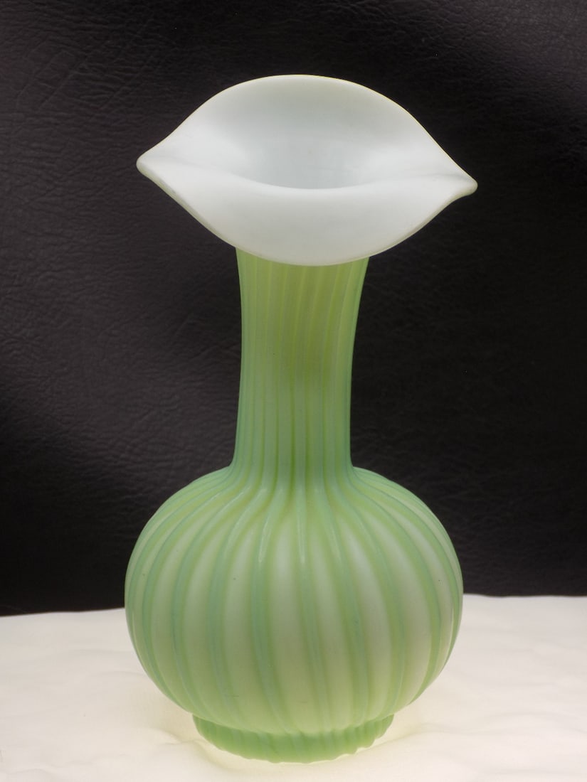 Vintage green cut velvet art glass vase (1 of 6)