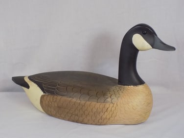 Splendid vintage wood goose decoy