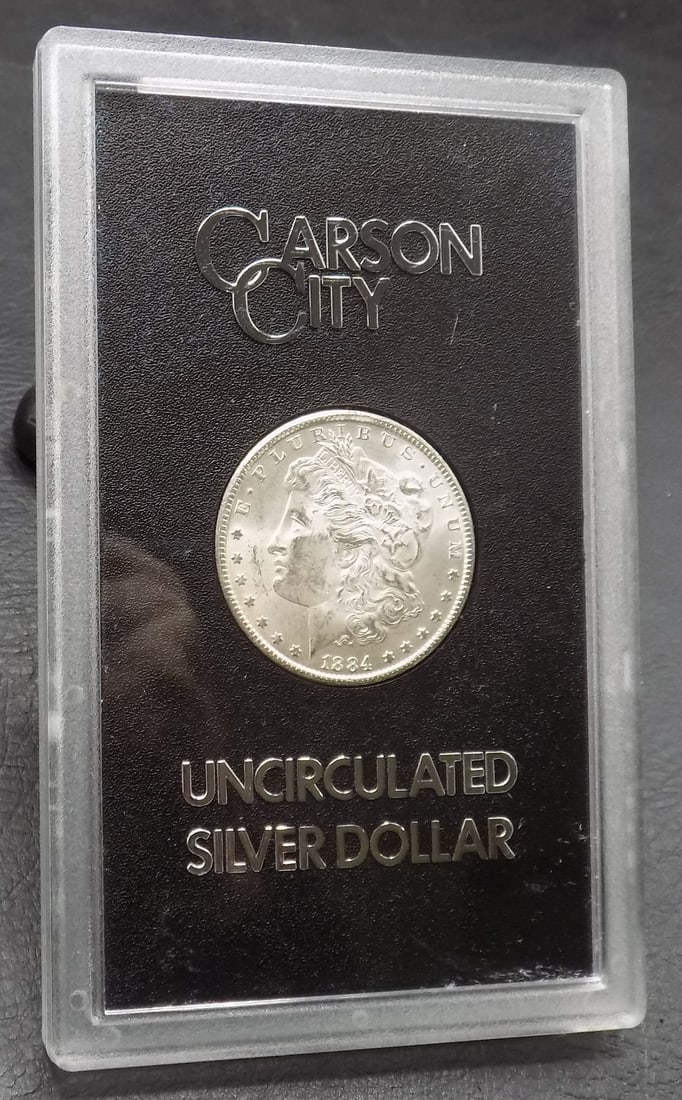 Uncirculated 1884 Carson City GSA Morgan silver dollar (1 of 8)