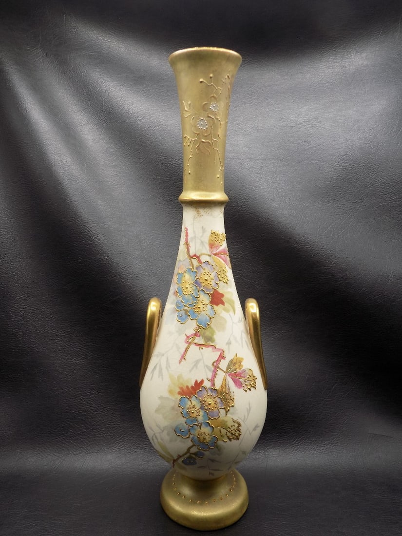 Fabulous antique hand decorated Royal Bonn vase (1 of 9)