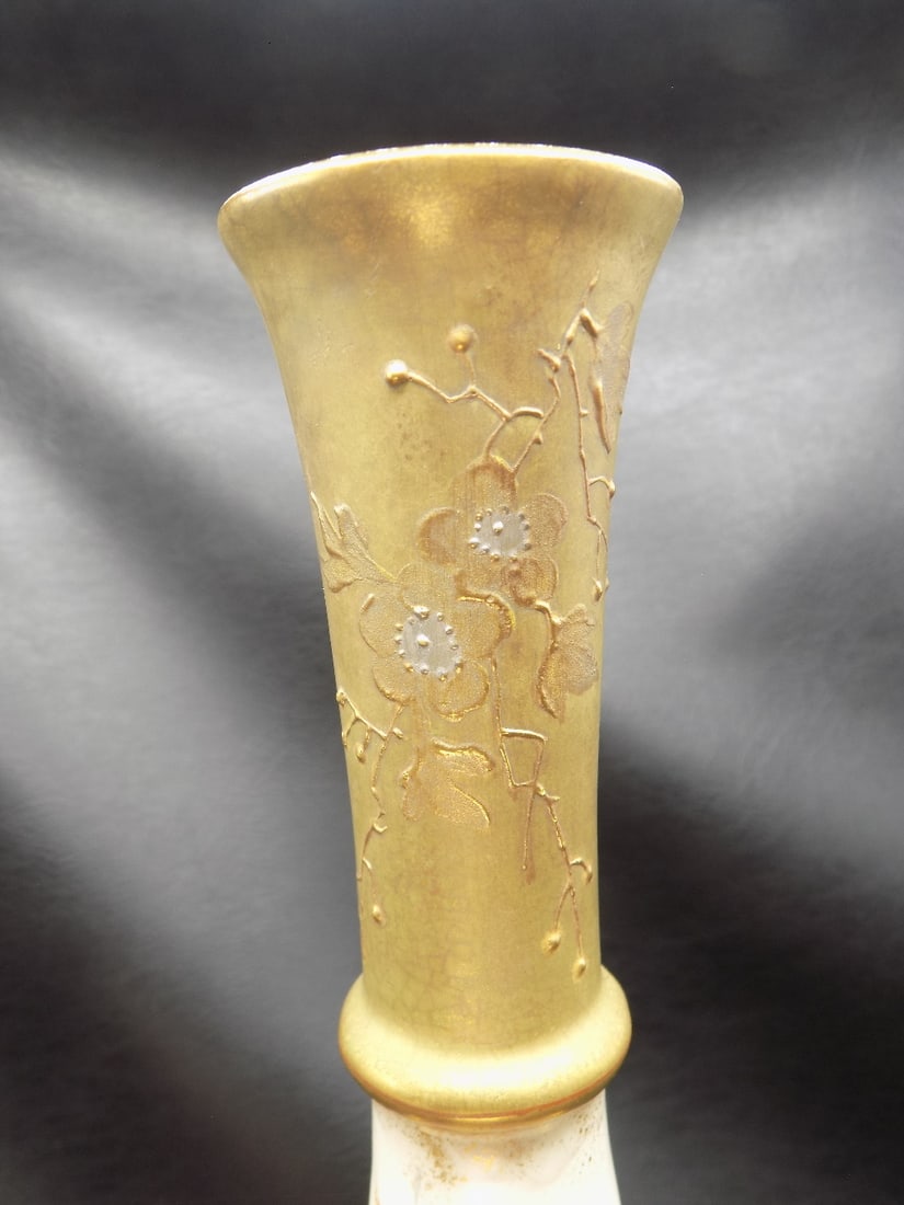 Fabulous antique hand decorated Royal Bonn vase - 7