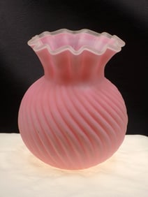 Antique Sandwich peach blown swirl satin art glass vase