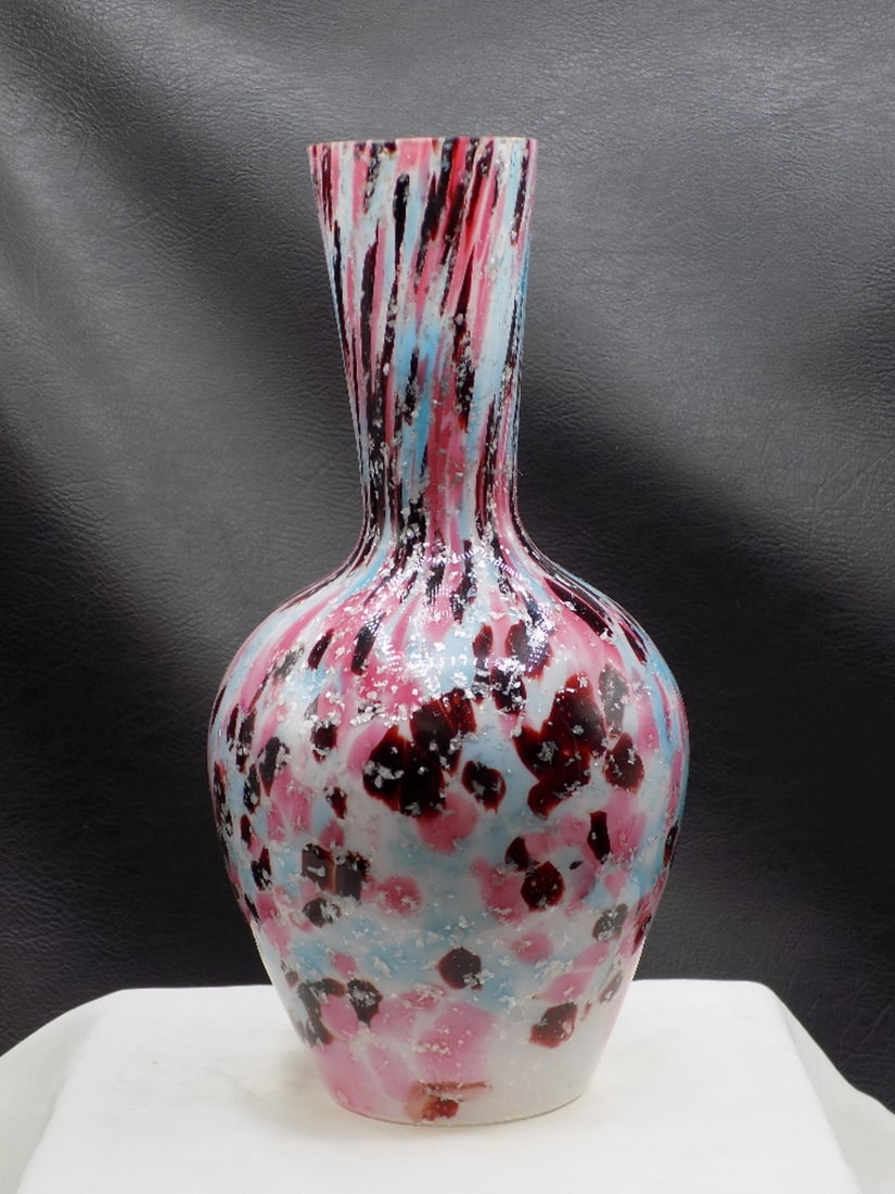 Antique Screziato Inghistera Venetian art glass vase. (1 of 7)