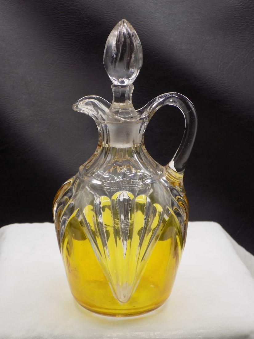 Vintage Millard sahara yellow art glass cruet (1 of 7)