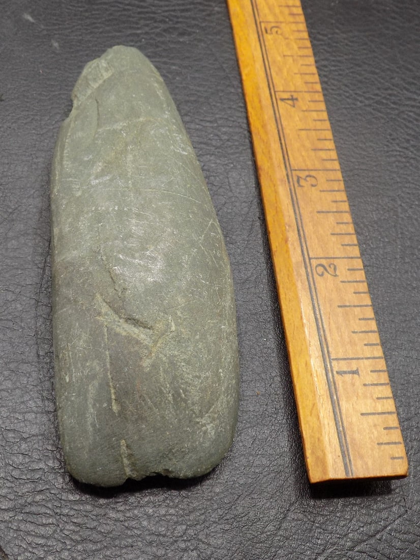 Native American Stone celt or Axe Head: Native American Stone celt or Axe Head. In very good original as found condition with minor wear normal from age and use as shown in photos. . Great quality and detail. Total length 4 ¼ inches